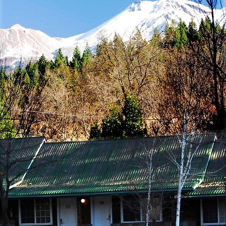 Strawberry Valley Inn 마운트샤스타 외부 사진