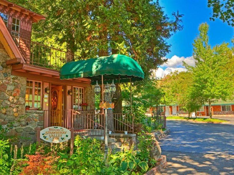 Strawberry Valley Inn 마운트샤스타 외부 사진